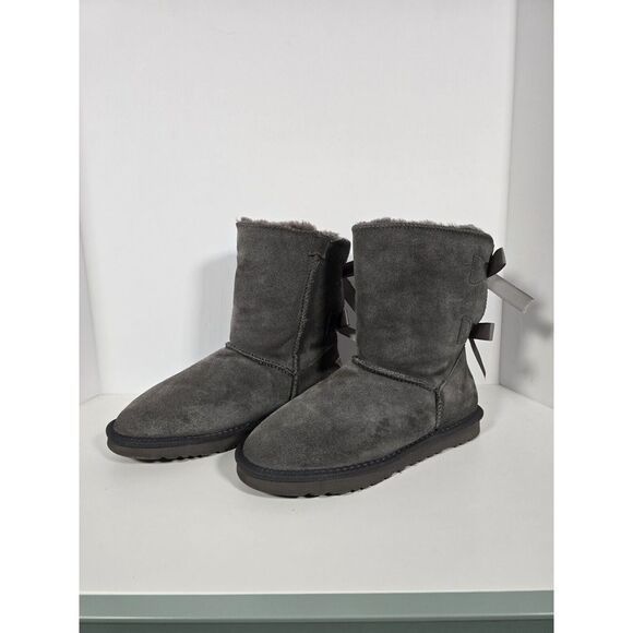 UGG Shoes - UGG Bailey Bow II Gray Suede Sheepskin Lined Pull On Boots Women's Size 12